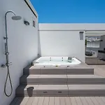 Дом отдыха The Island - Casa 32 *