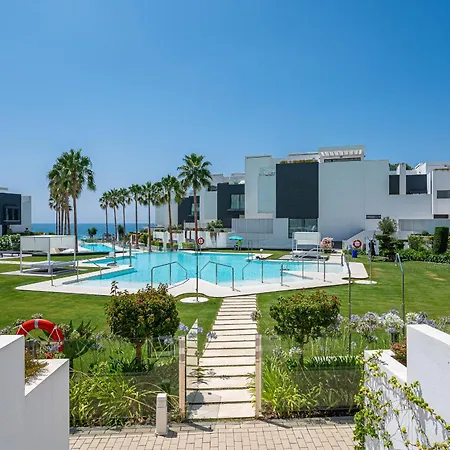 Будинок відпочинку The Island - Casa 32 *