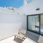 The Island - Casa 32 Semesterbostad *